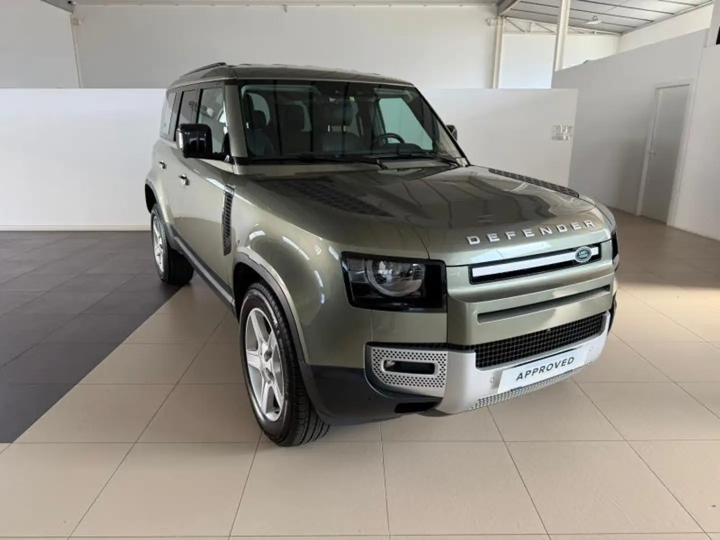 Land Rover Defender (2019) 110 3.0D I6 200 CV AWD SE + IVA - 1