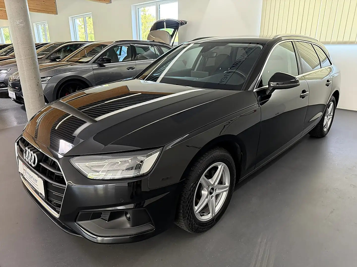 Audi A4 Avant 30TDI S-tronic *LED*NAVI*ACC*Getönte Sche... Schwarz - 2