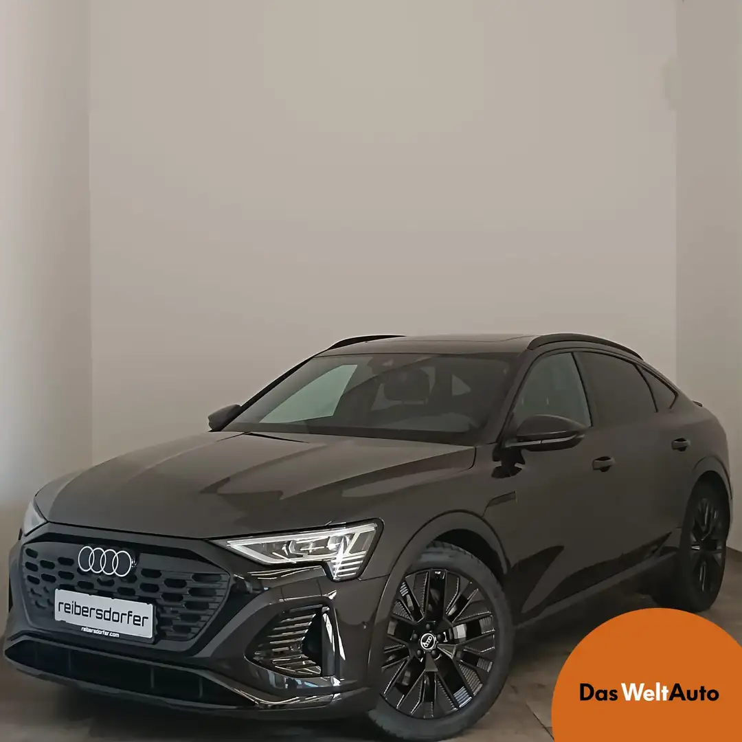 Audi Q8 55 e-tron quattro S line Brun - 1