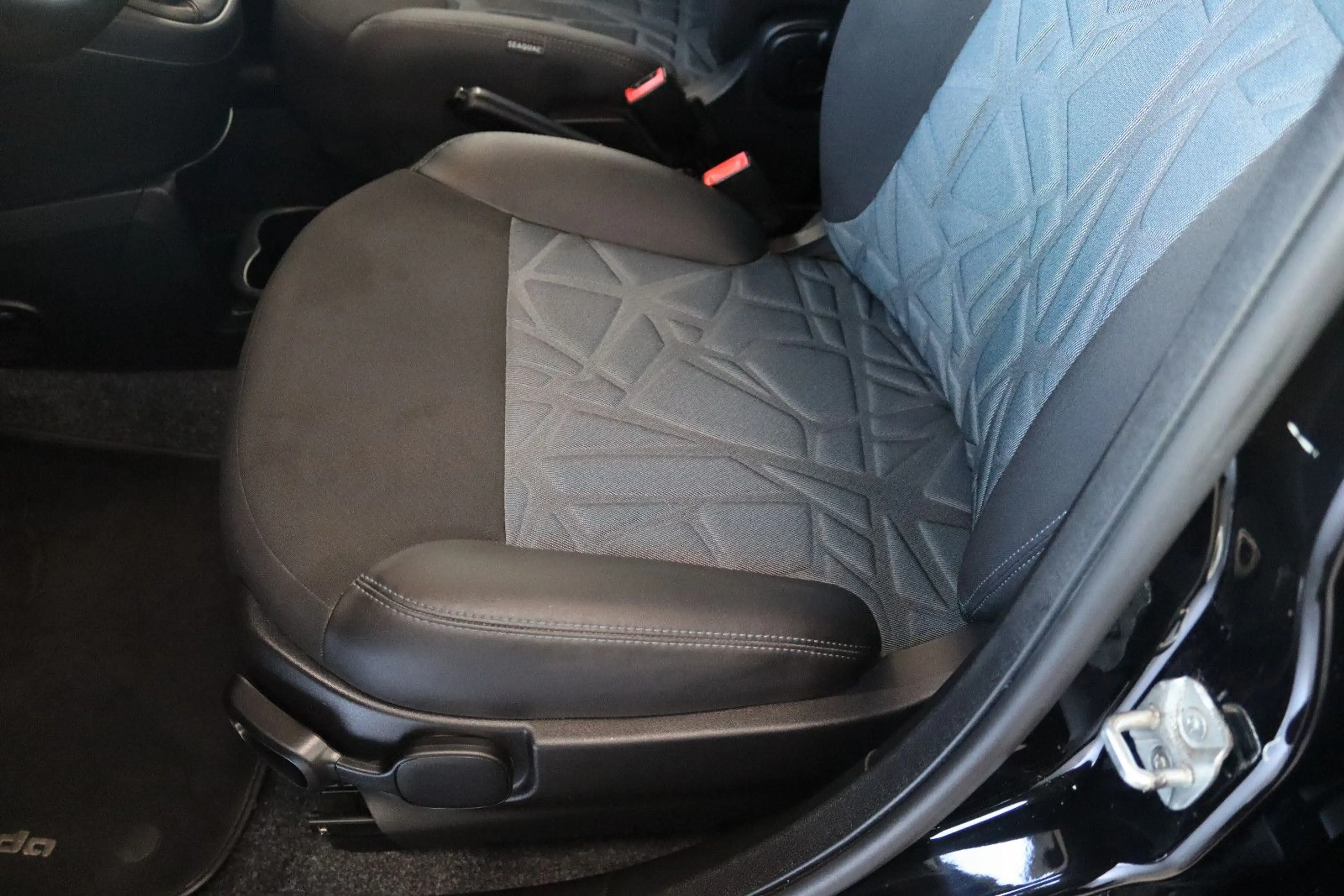 Fiat Panda Launch Edition * 1.HAND + 35TKM + KLIMA * — photo 10