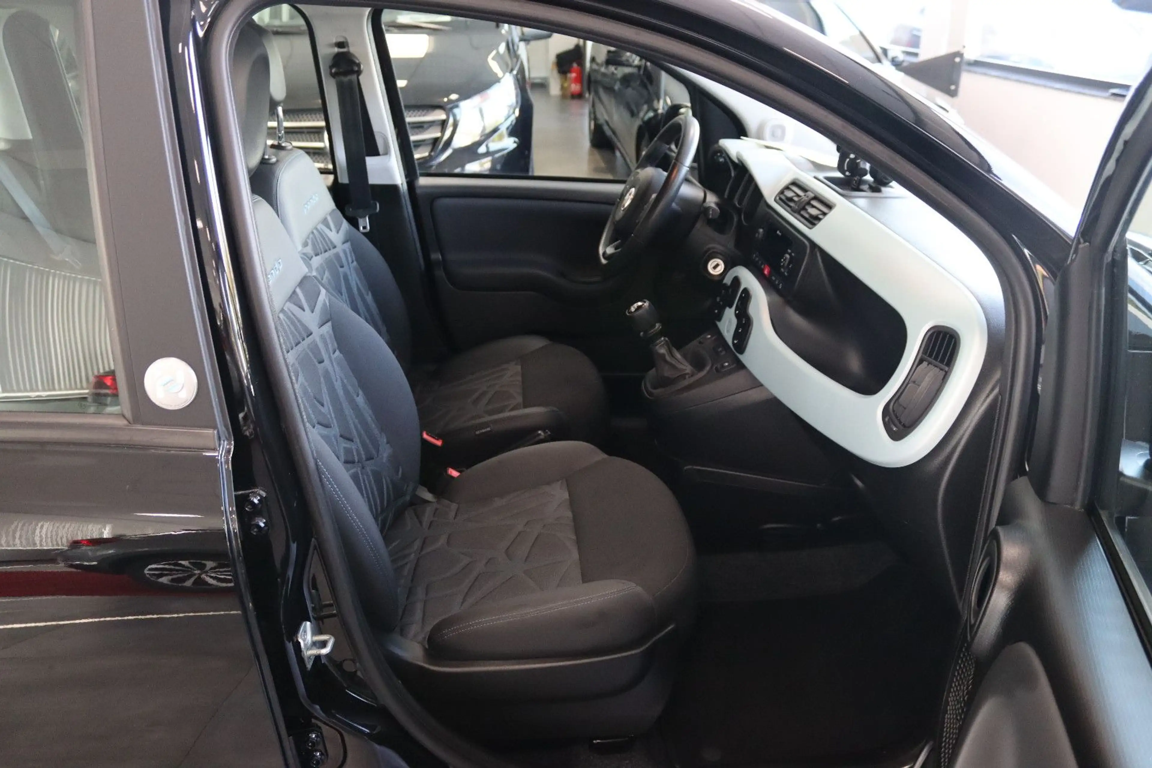 Fiat Panda Launch Edition * 1.HAND + 35TKM + KLIMA * — photo 15