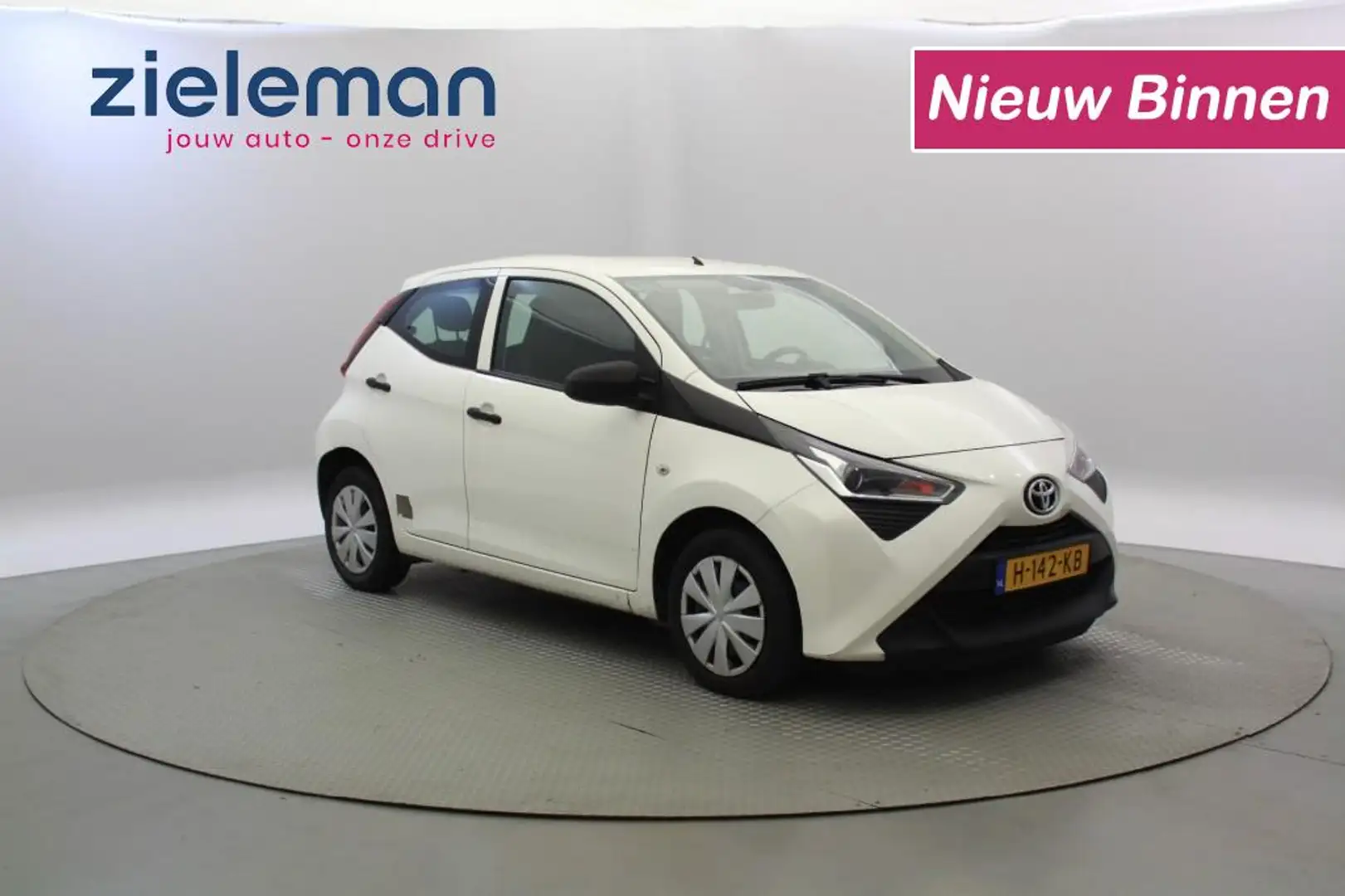 Toyota Aygo 1.0 VVT-i x-fun 5 deurs - Airco Fehér - 1
