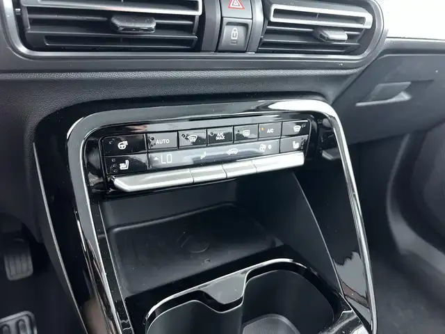 Citroen C3 view 12