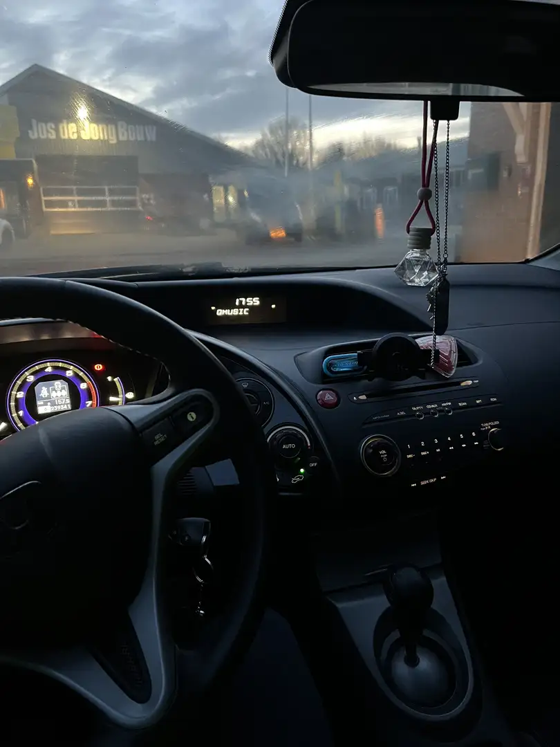 Honda Civic 1.4i-DSi - 1