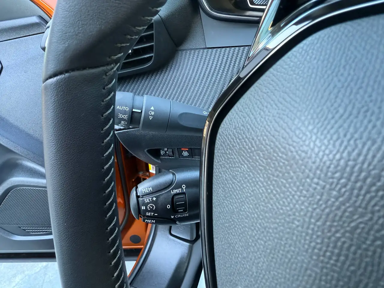 Peugeot 2008 1.2i 101PK NAVIGATIE CARPLAY PDC BLUETOOTH LED A/C, миниатюра 15