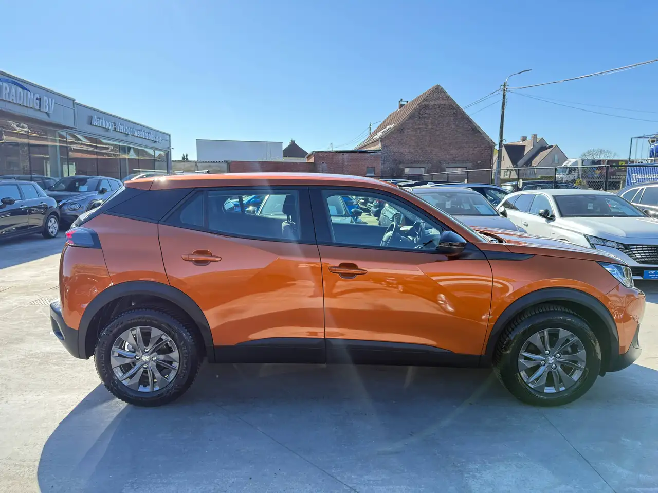 Peugeot 2008 1.2i 101PK NAVIGATIE CARPLAY PDC BLUETOOTH LED A/C, миниатюра 4