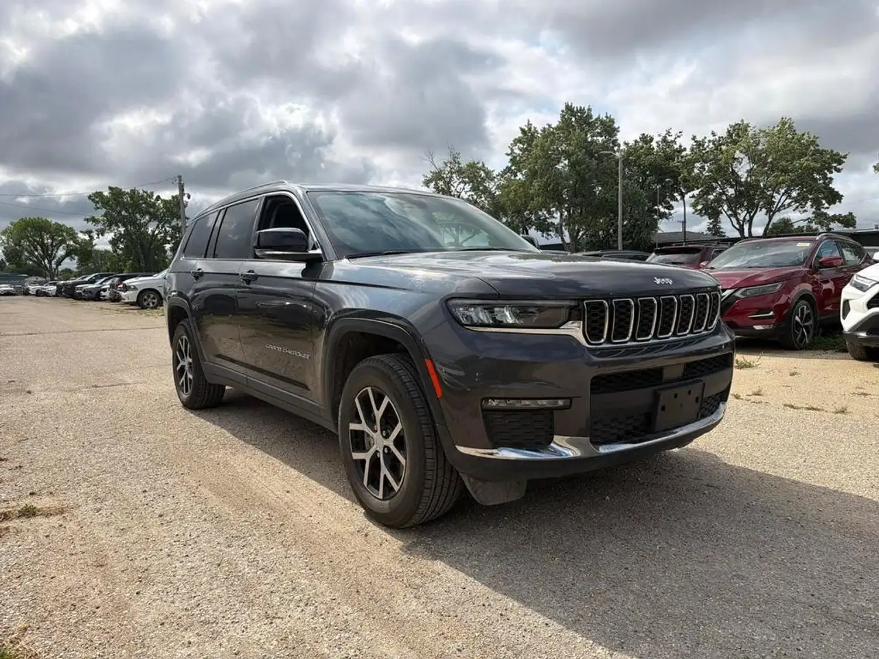 Jeep Grand Cherokee снимка Jeep Grand Cherokee