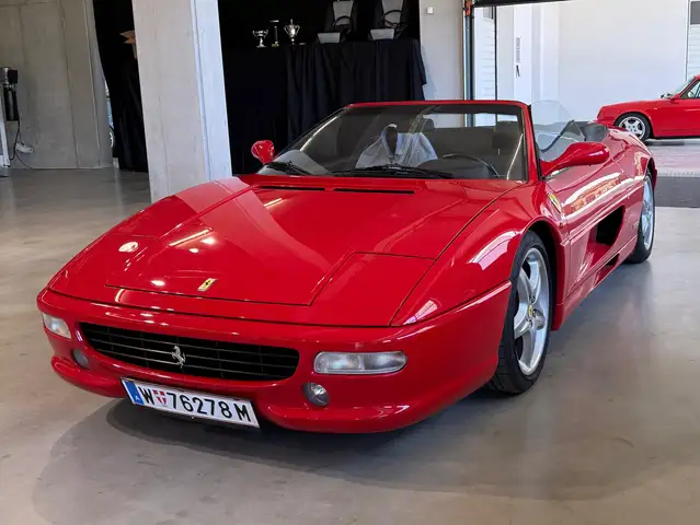 Ferrari F355 Spider