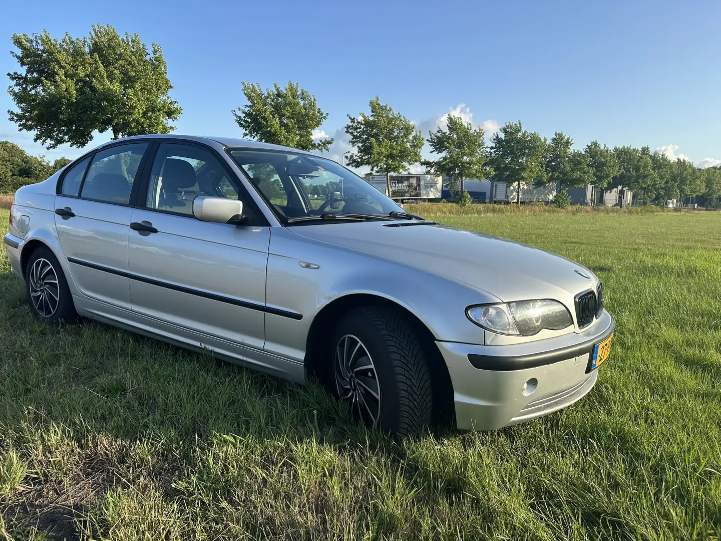 BMW 330 316i Edition Szary - 2