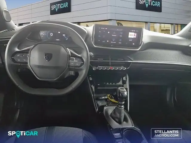 Peugeot 2008 view 8
