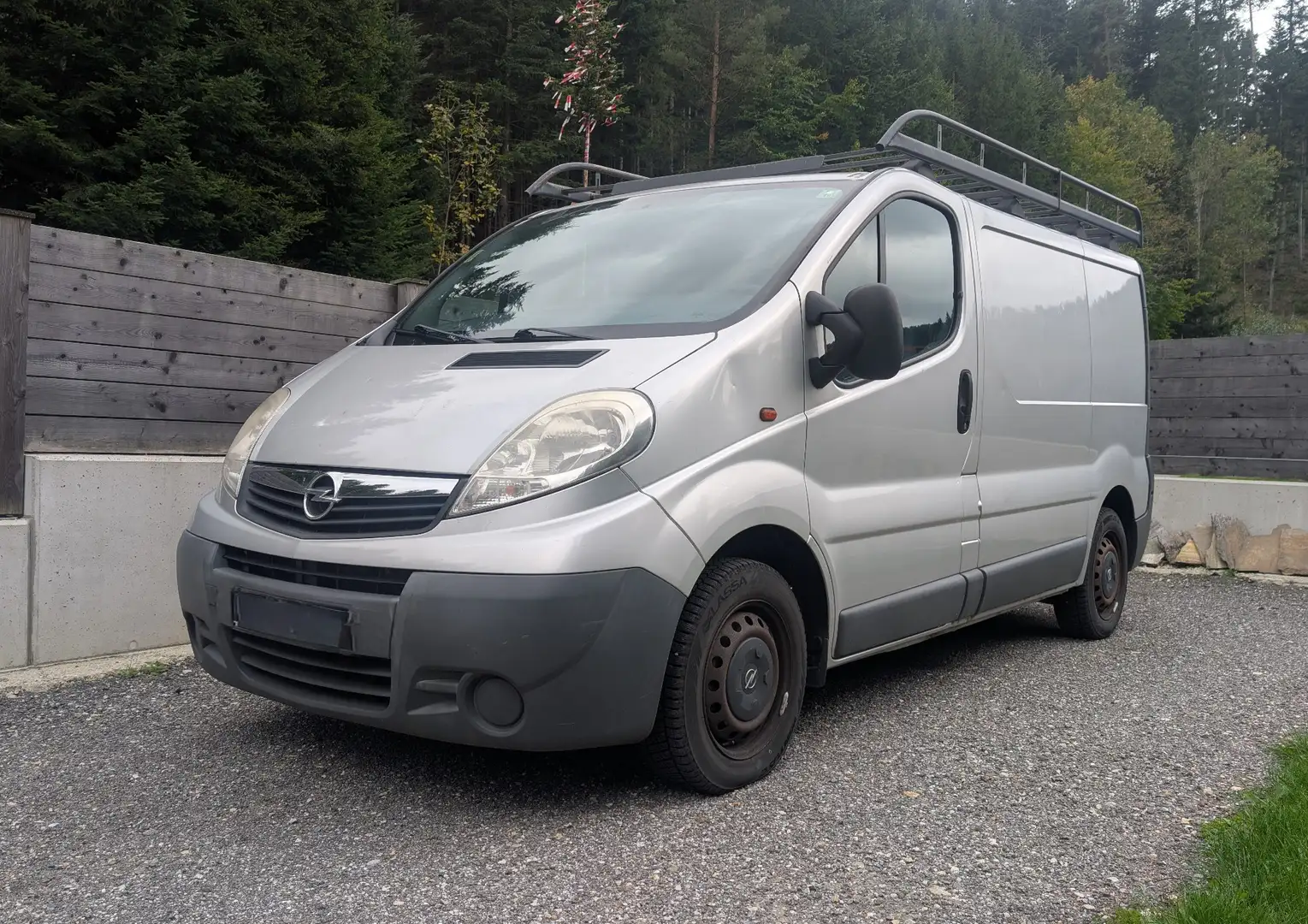 Opel Vivaro Combi L1H1 2,0 CDTI 2,7t Silber - 1