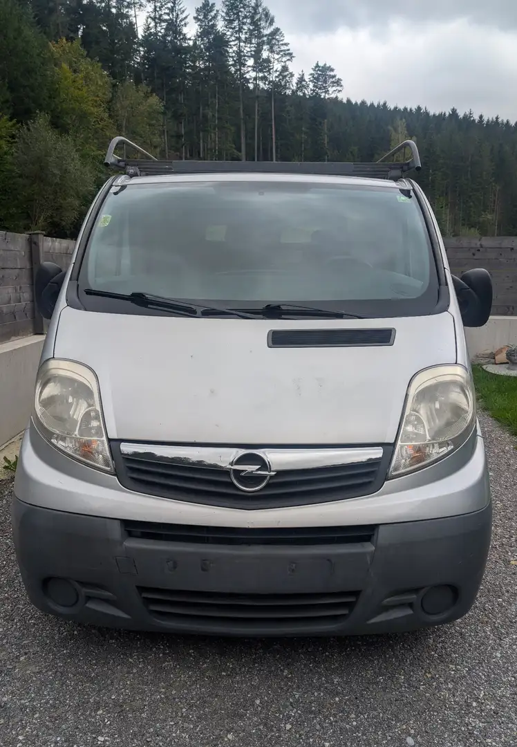 Opel Vivaro Combi L1H1 2,0 CDTI 2,7t Silber - 2