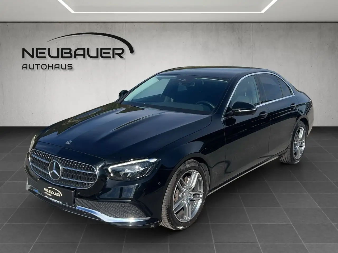 Mercedes-Benz E 200