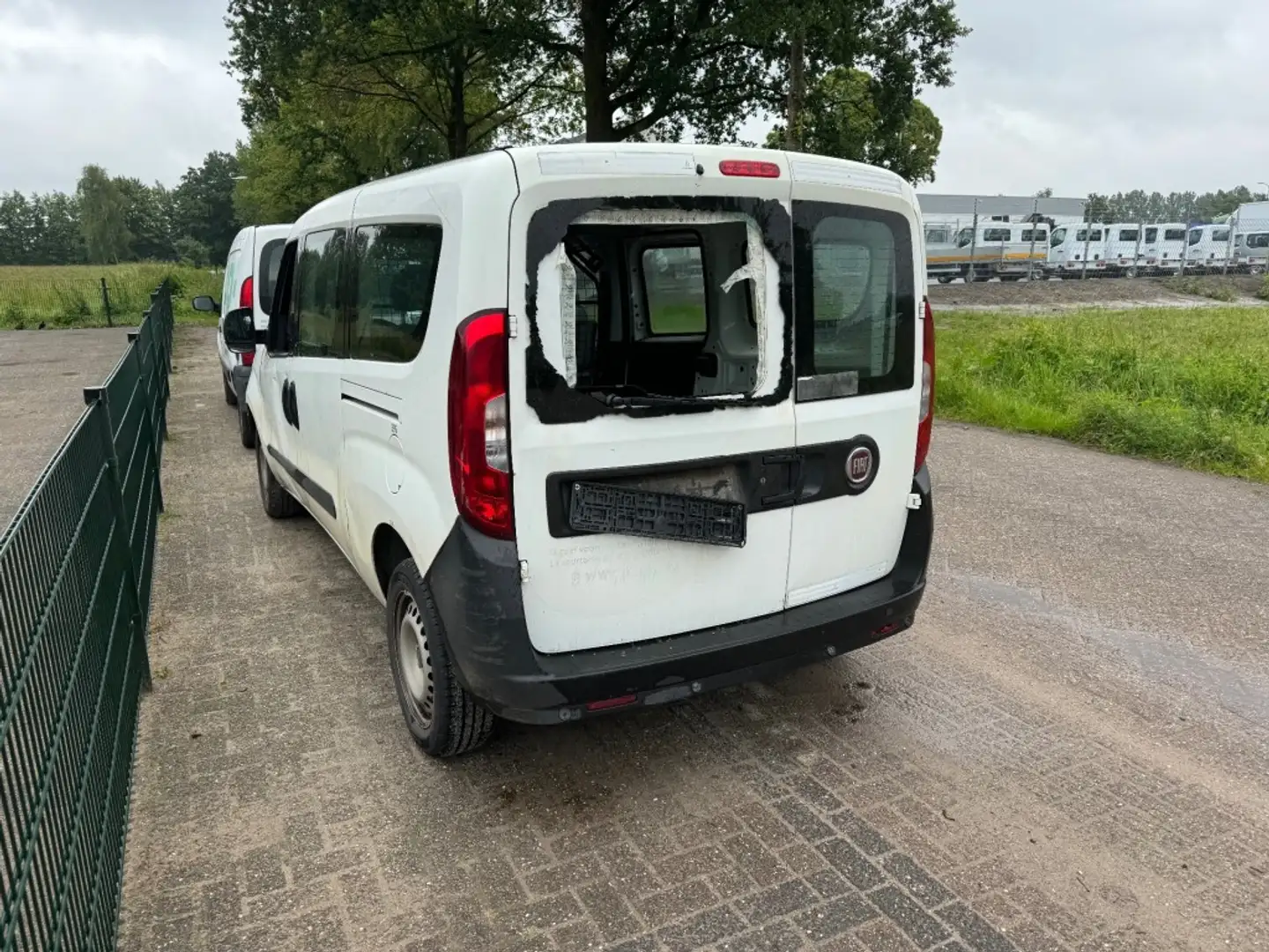 Fiat Doblo Cargo benzine EXPORT Wit - 2