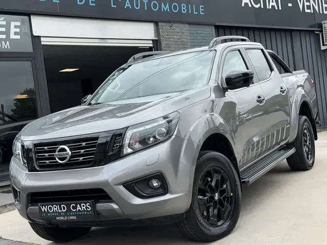 Nissan Navara 2.3 dCi 4WD New N-Guard - TVAC/ BTW*IN- BTE AUTO- TOIT OUVRANT- CAM360- NAVIGATION- MARCHE PIED- CUIR- CARPLAY - FULL OP