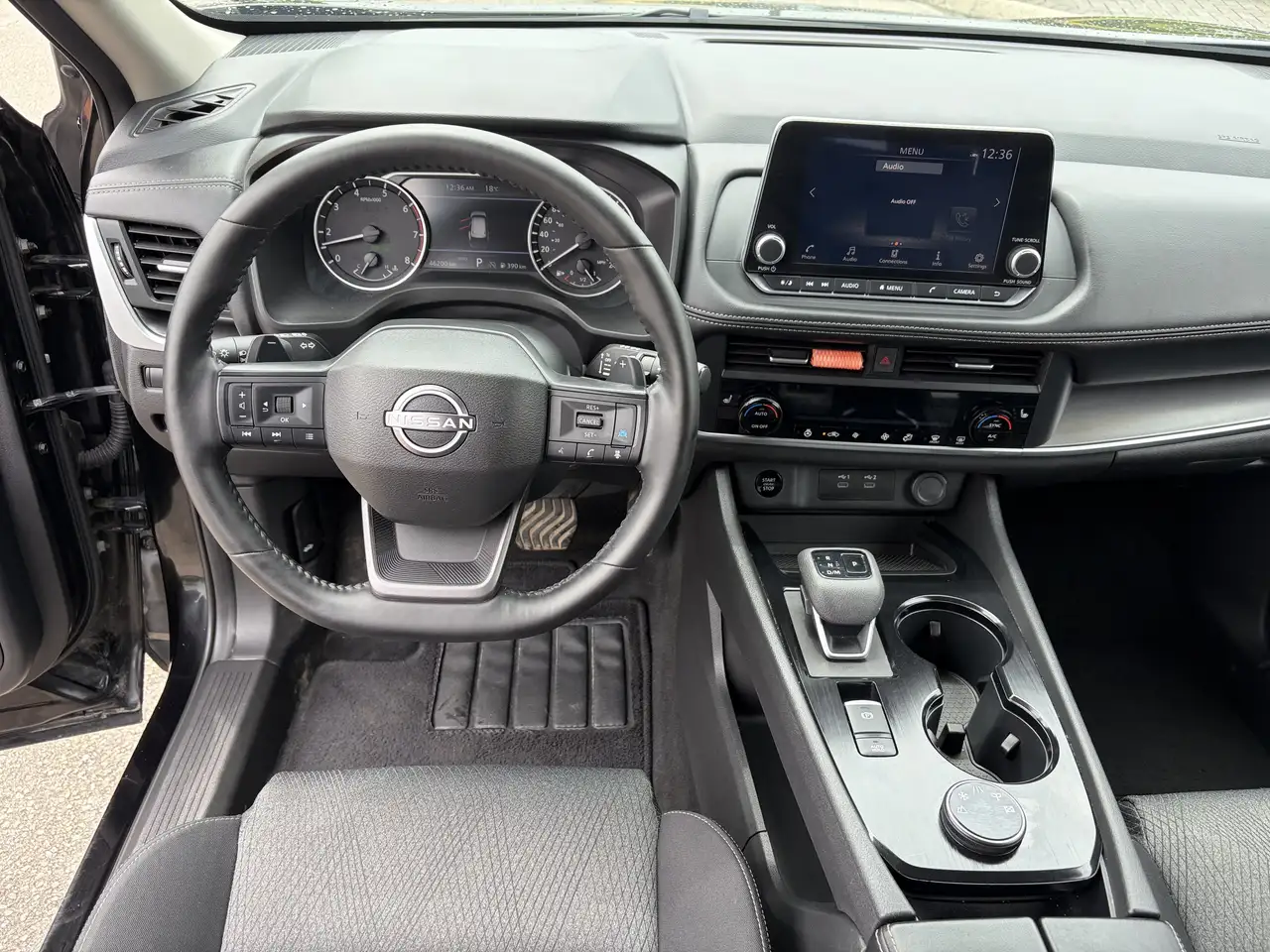 Nissan Rogue photo Nissan Rogue