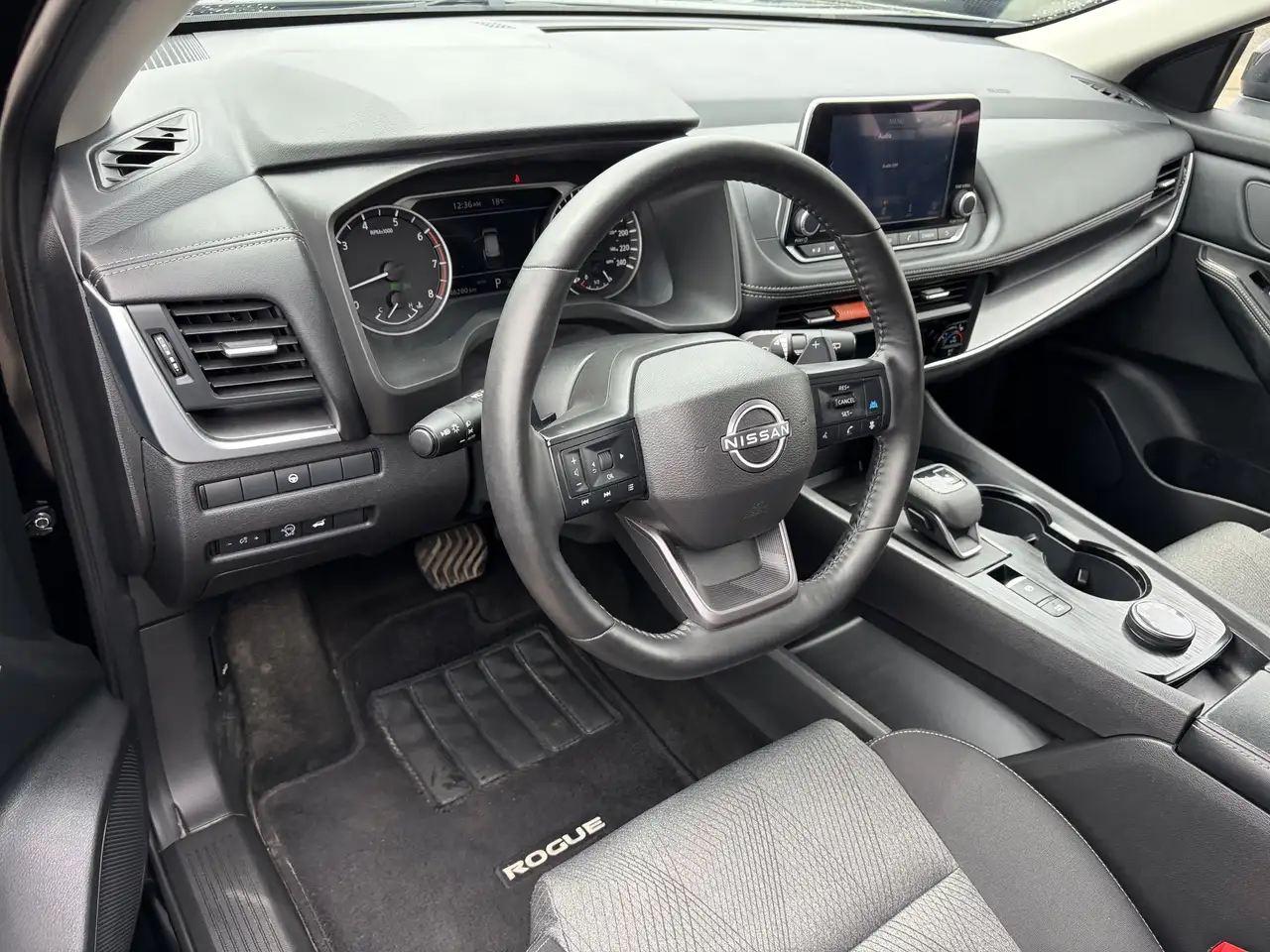 Nissan Rogue photo Nissan Rogue