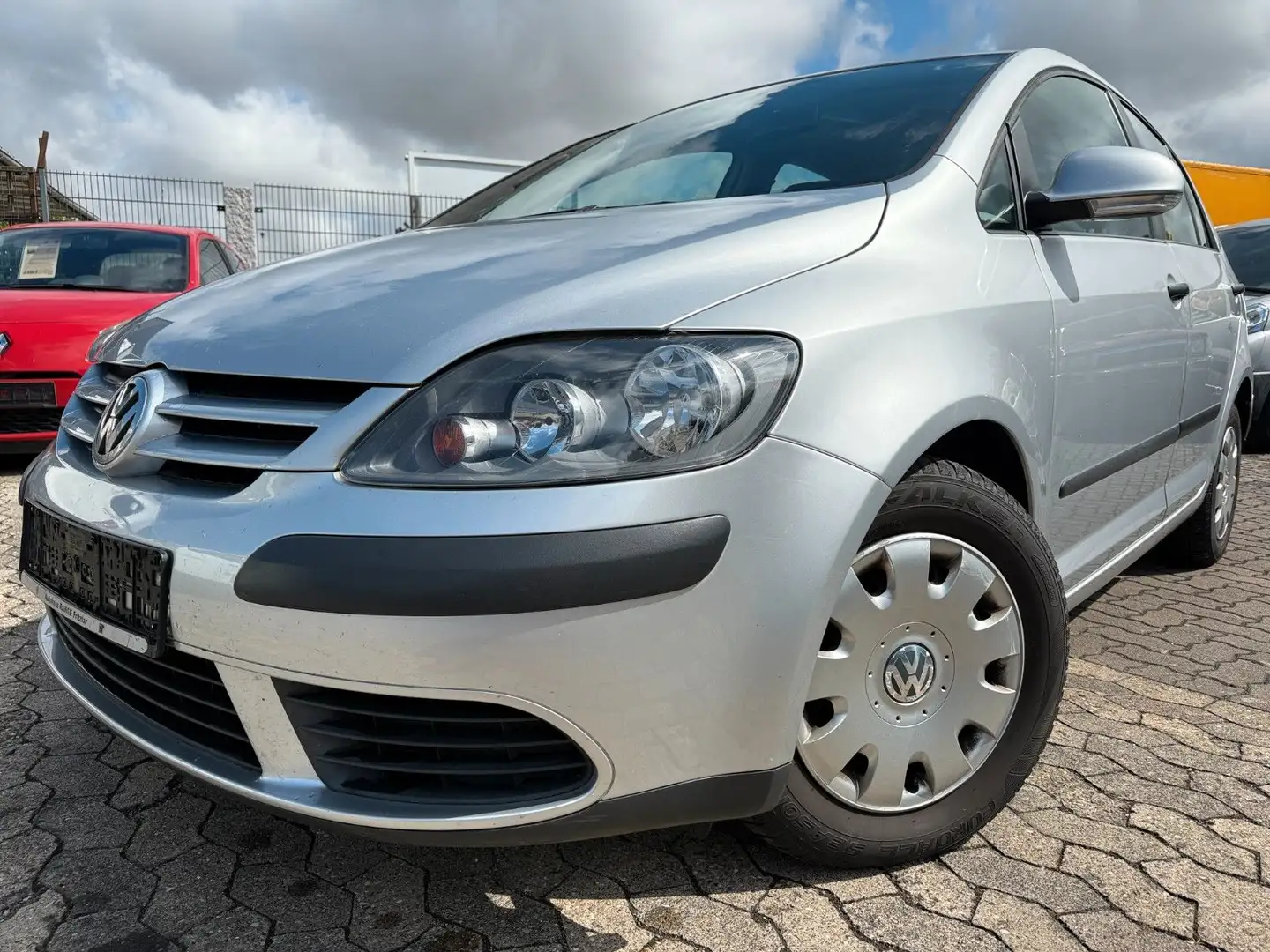 Volkswagen Golf Plus 1.6 Comfortline,Klimaautomatik srebrna - 1
