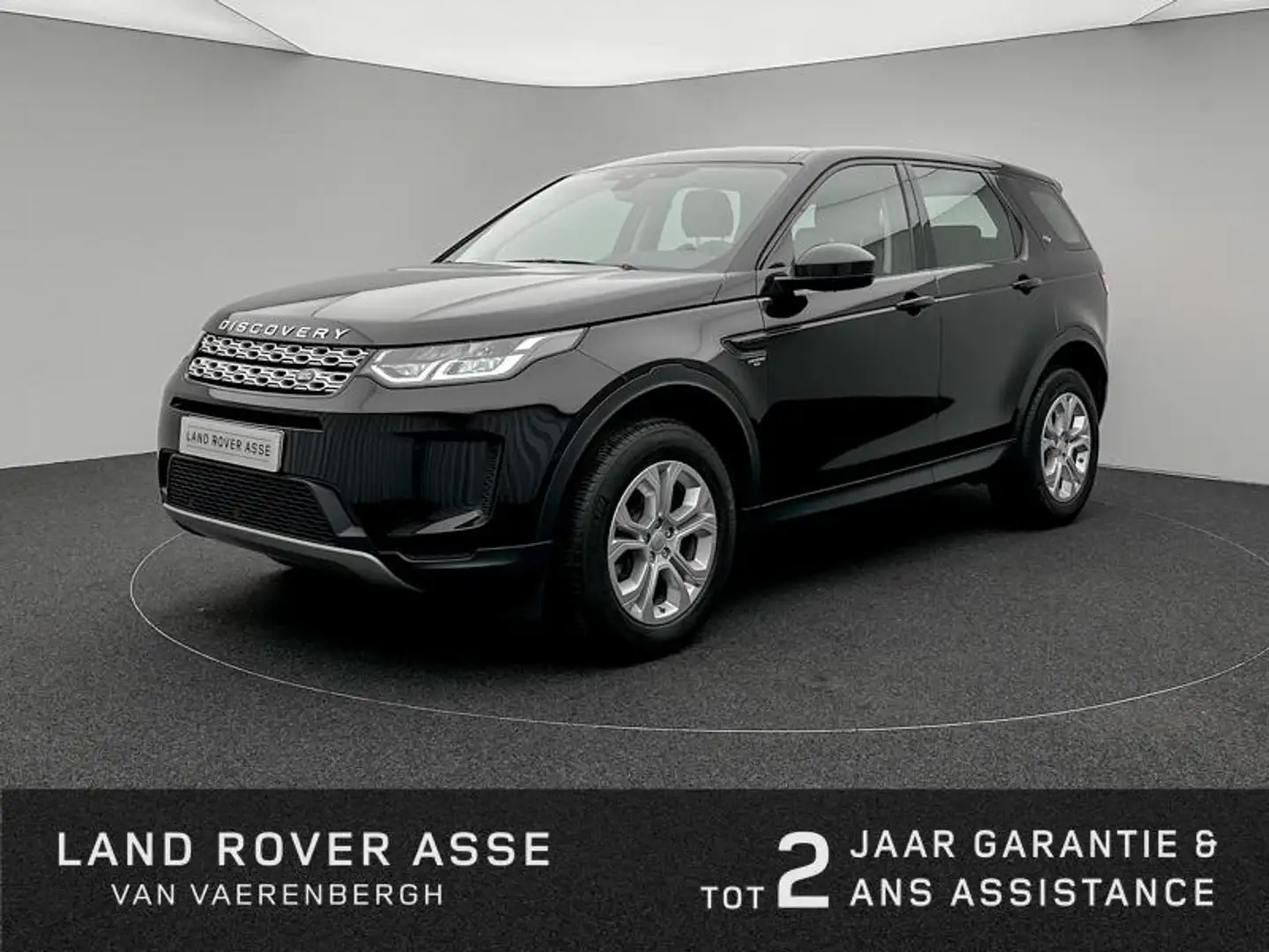 Land Rover Discovery Sport D150 S AWD Automaat Zwart - 1