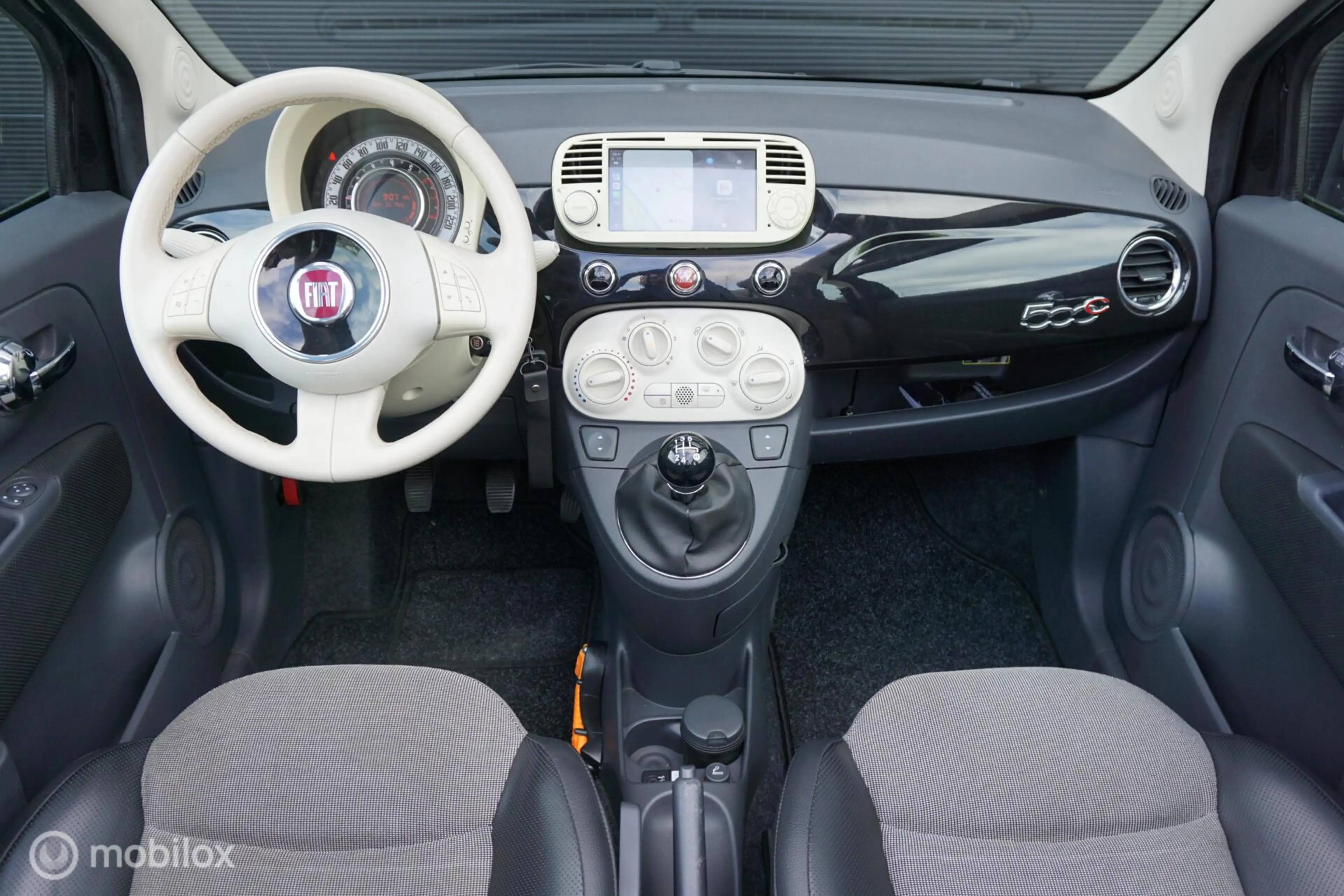 Fiat 500C 0.9 TwinAir Turbo Lounge Cabrio Apple CarPlay Leer — photo 6