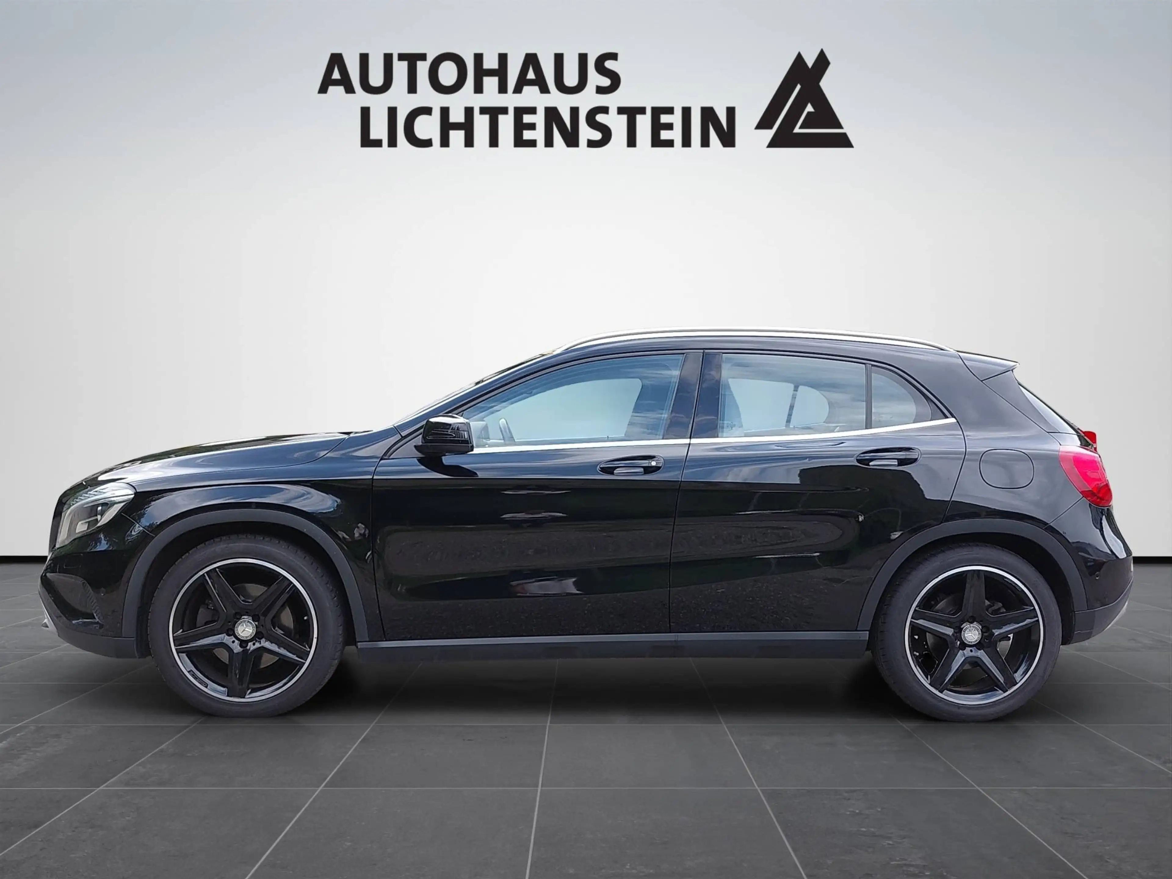 Mercedes-Benz GLA 250 — photo 3