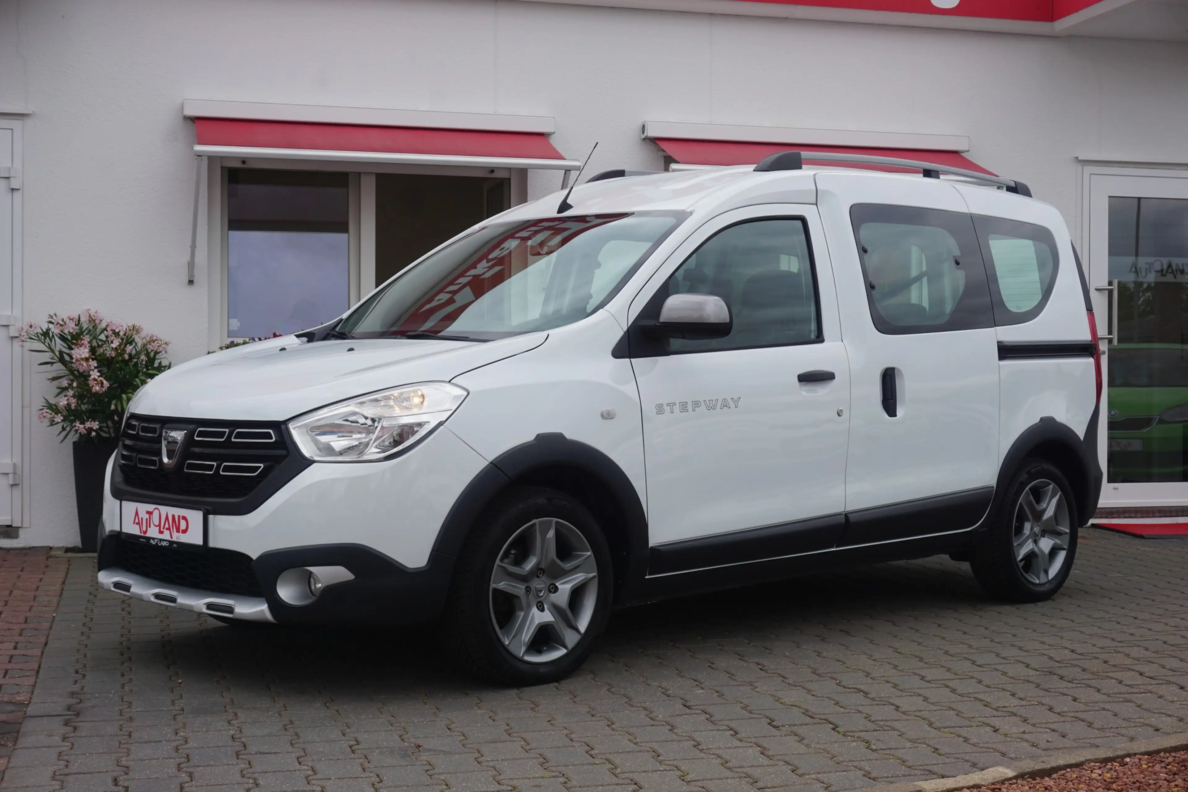 Dacia Dokker Stepway Plus Navi Android Apple Klima DAB — photo 2