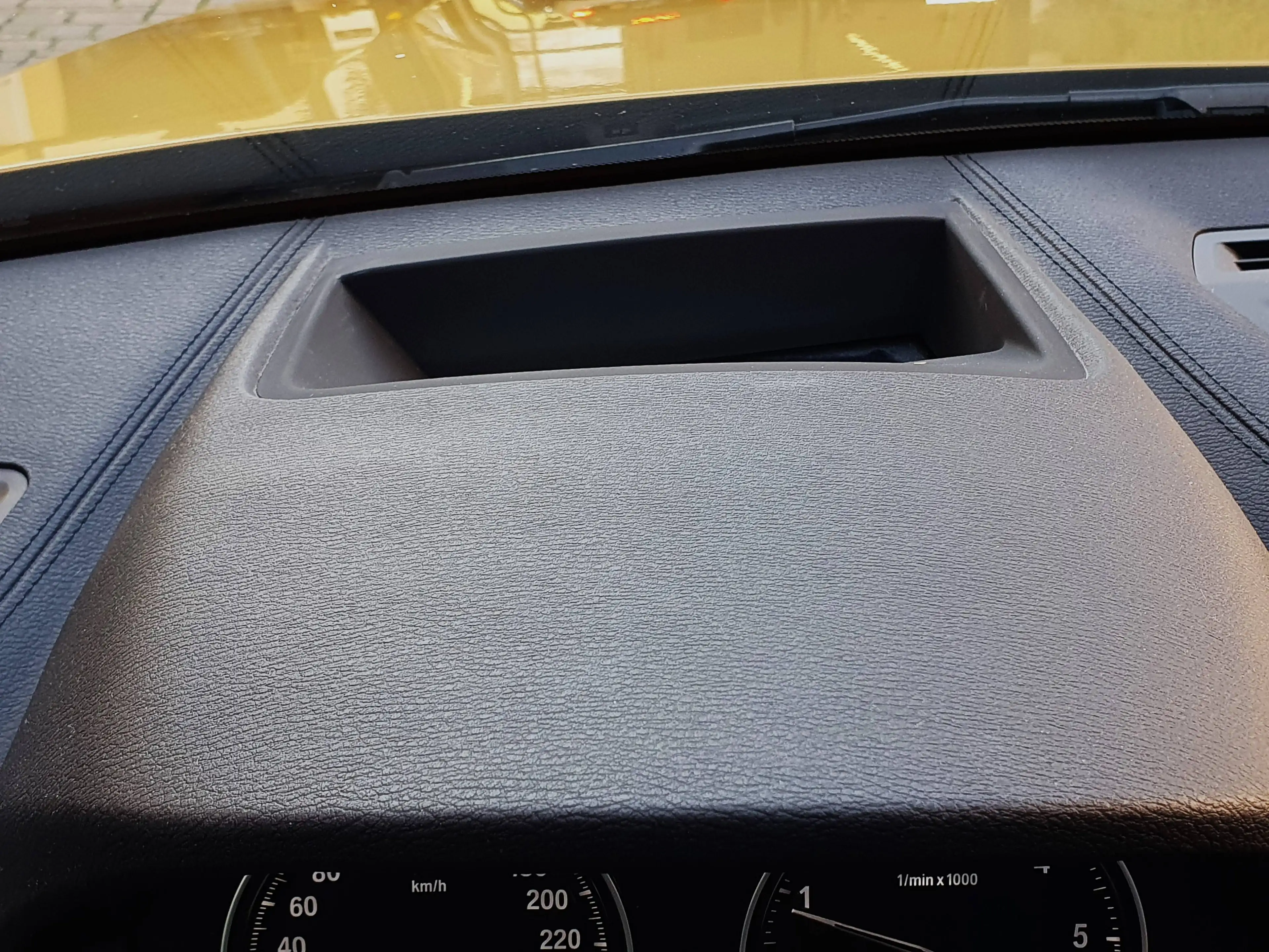 BMW X2 18d Advantage Plus HUD+ — photo 8