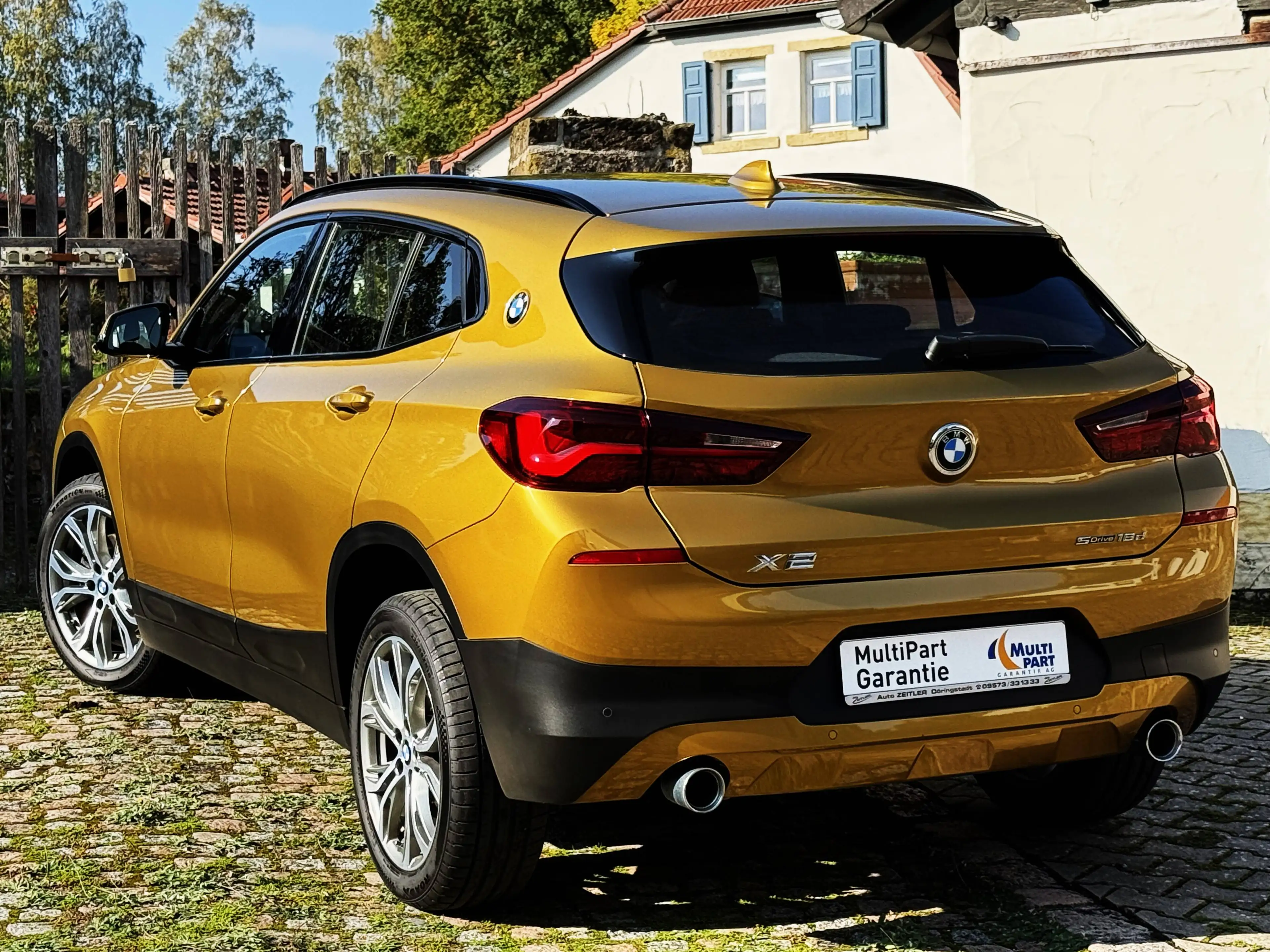 BMW X2 18d Advantage Plus HUD+ — photo 2