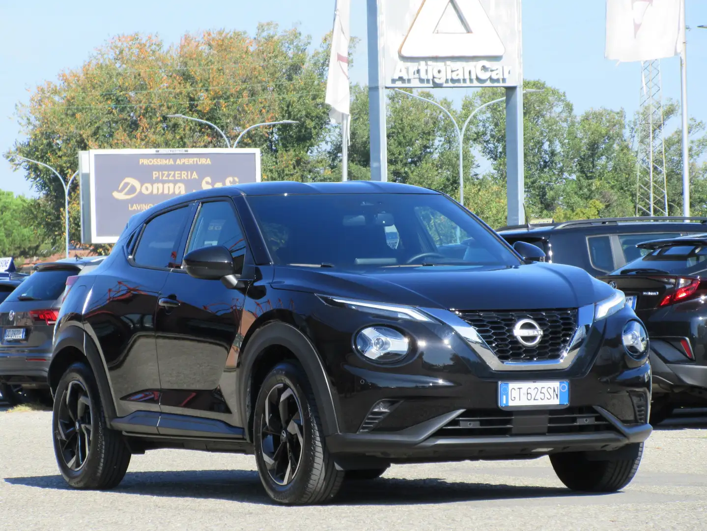 Nissan Juke 1.0 dig-t N-Connecta 114cv dct KM ZERO ! Nero - 2