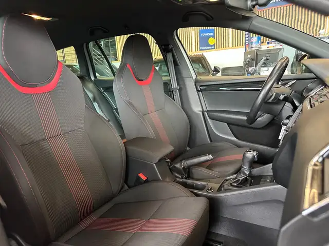 Skoda Octavia view 8