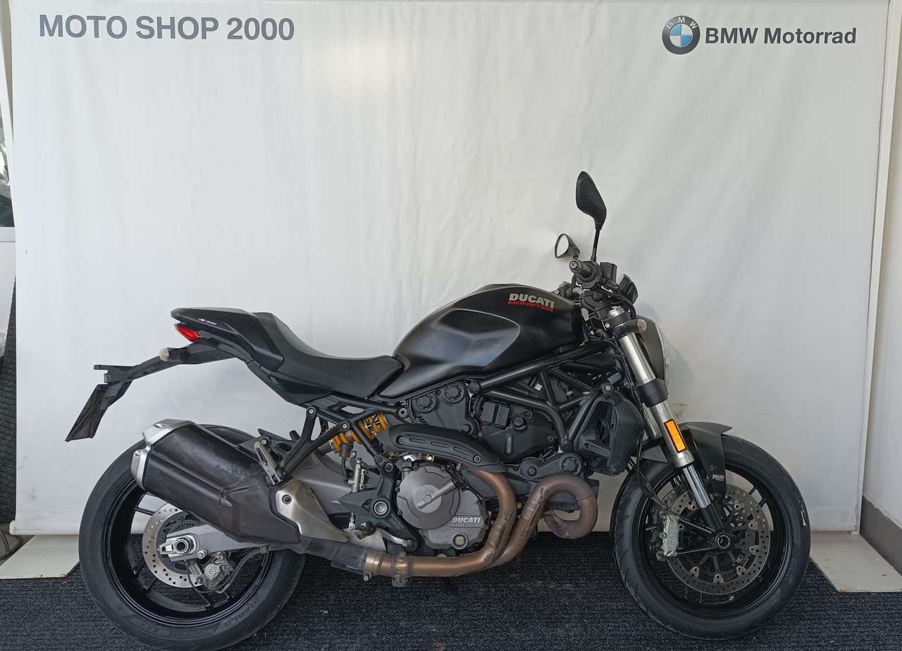 Ducati Monster 821 Dark