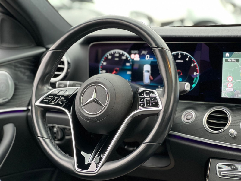 Mercedes-Benz E 300 T d e*AMG*360°KAMERA*PANO*DISTRO*AMBIENTE — photo 9