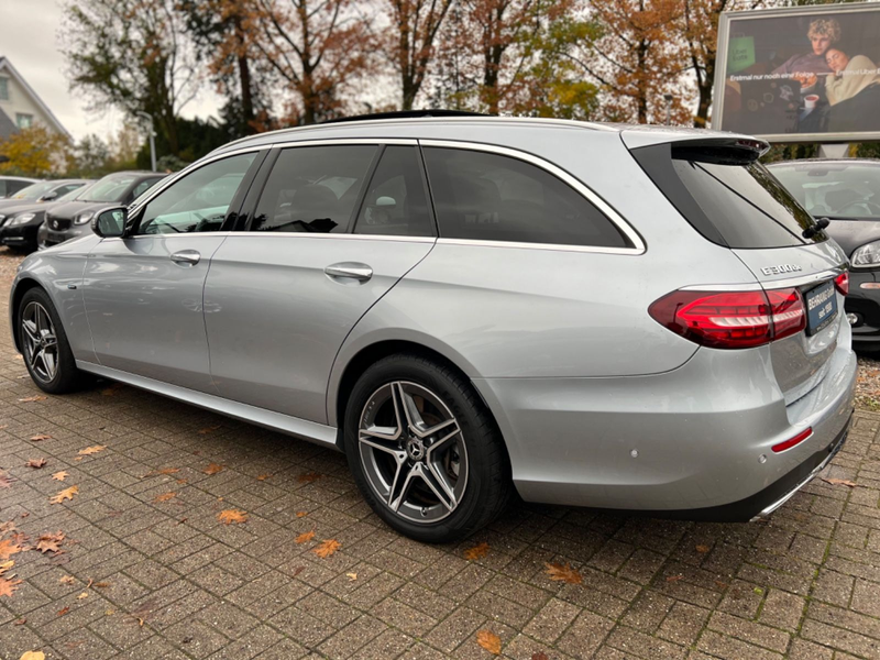 Mercedes-Benz E 300 T d e*AMG*360°KAMERA*PANO*DISTRO*AMBIENTE — photo 36