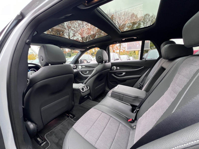 Mercedes-Benz E 300 T d e*AMG*360°KAMERA*PANO*DISTRO*AMBIENTE — photo 22