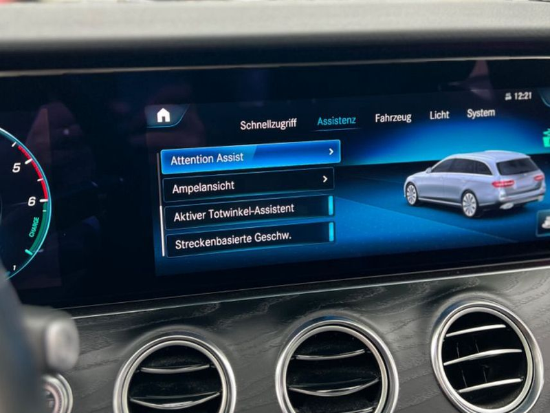 Mercedes-Benz E 300 T d e*AMG*360°KAMERA*PANO*DISTRO*AMBIENTE — photo 3
