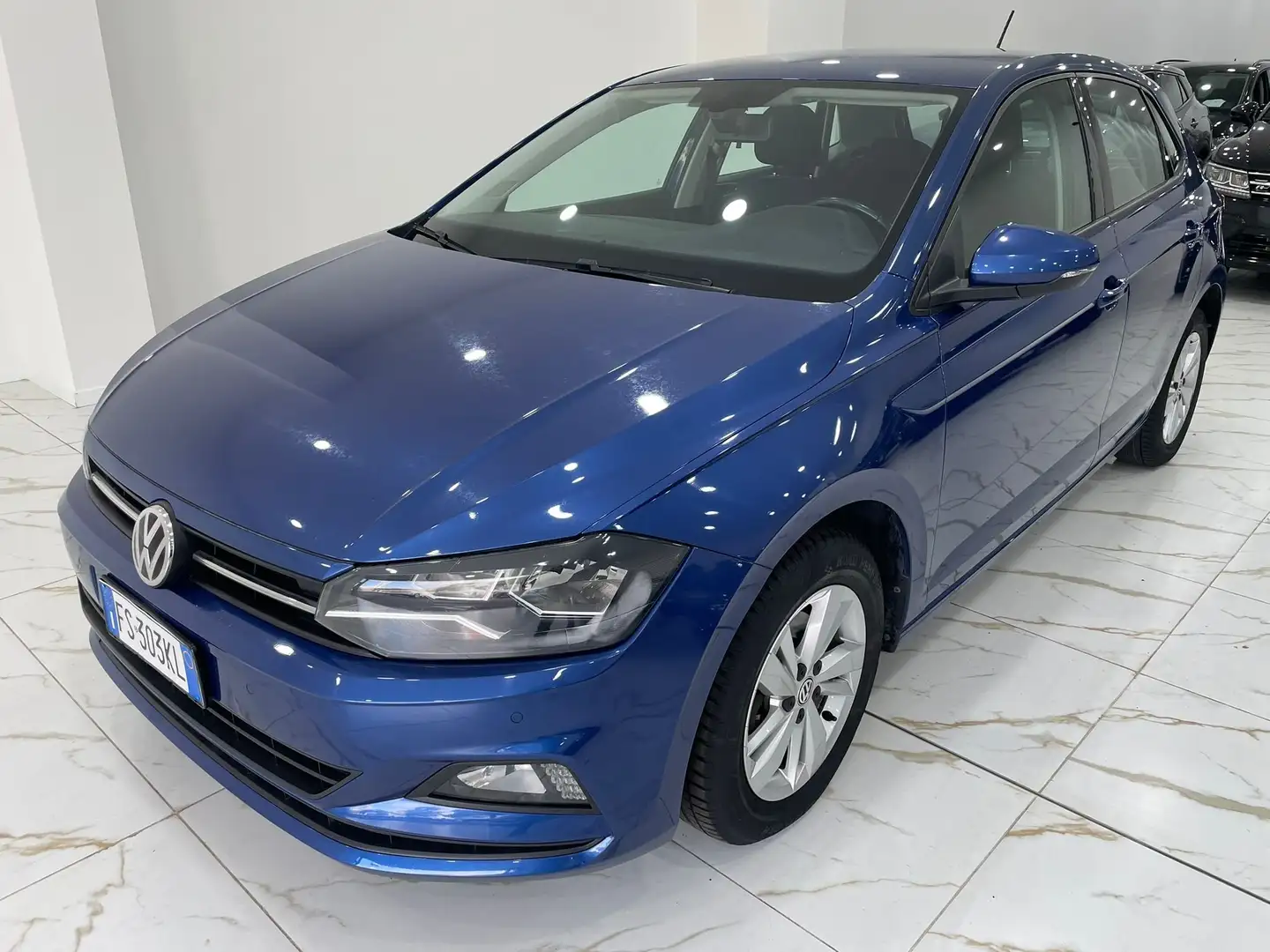 Volkswagen Polo Polo VI 2017 5p 1.6 tdi Comfortline 95cv dsg Grijs - 2