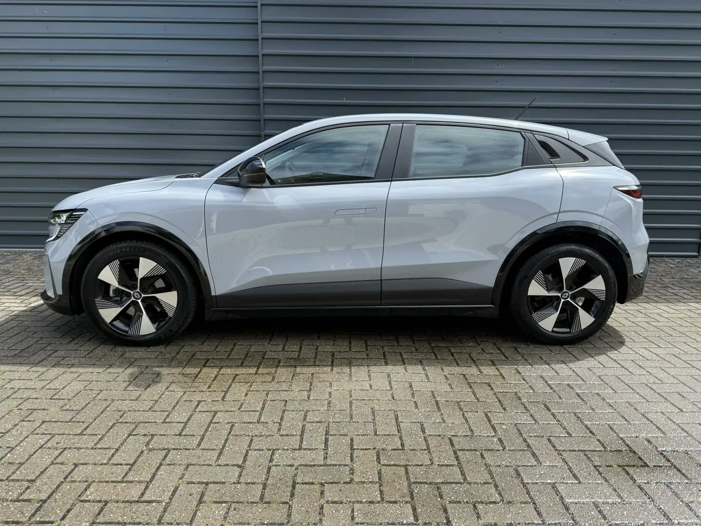 Renault Megane E-Tech EV60 Optimum Charge Techno Led Navi carplay Camera Grijs - 2