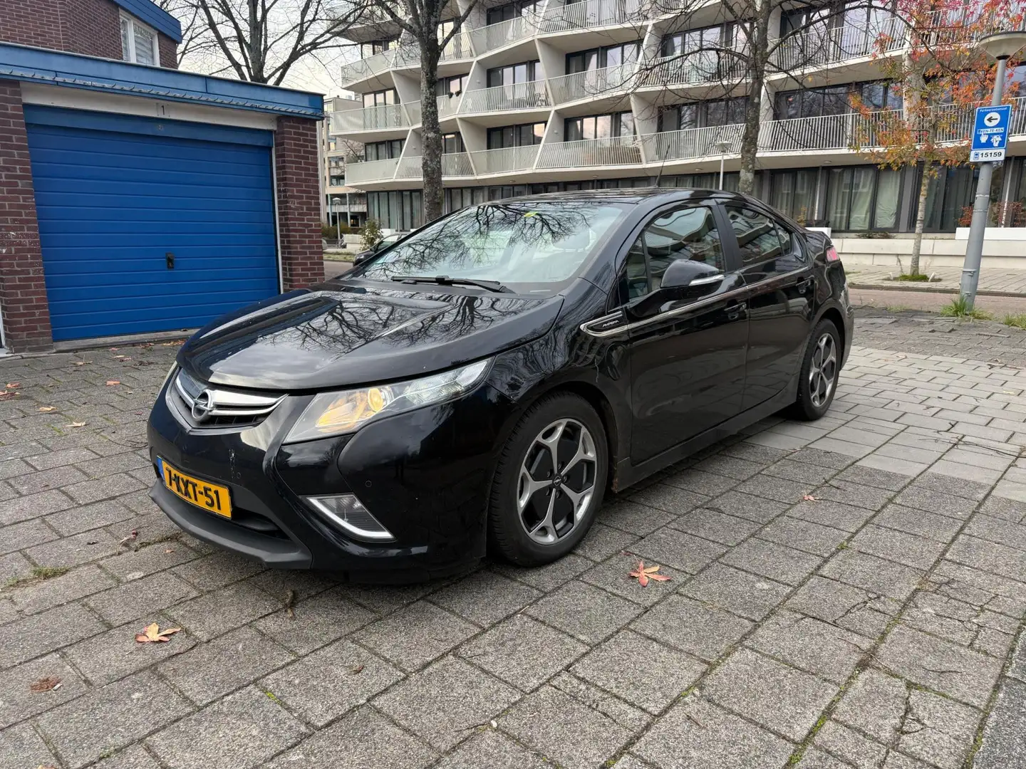 Opel Ampera 1.4 Hybrid Aut Black Edition Leder Cruise PDC Zwart - 1