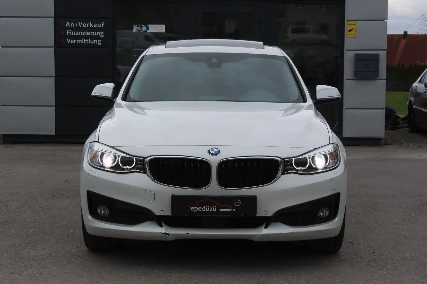 BMW 320 d Gran Turismo*ACC*PANO*XENON*LEDER*NAVI*HUD* Wit - 2