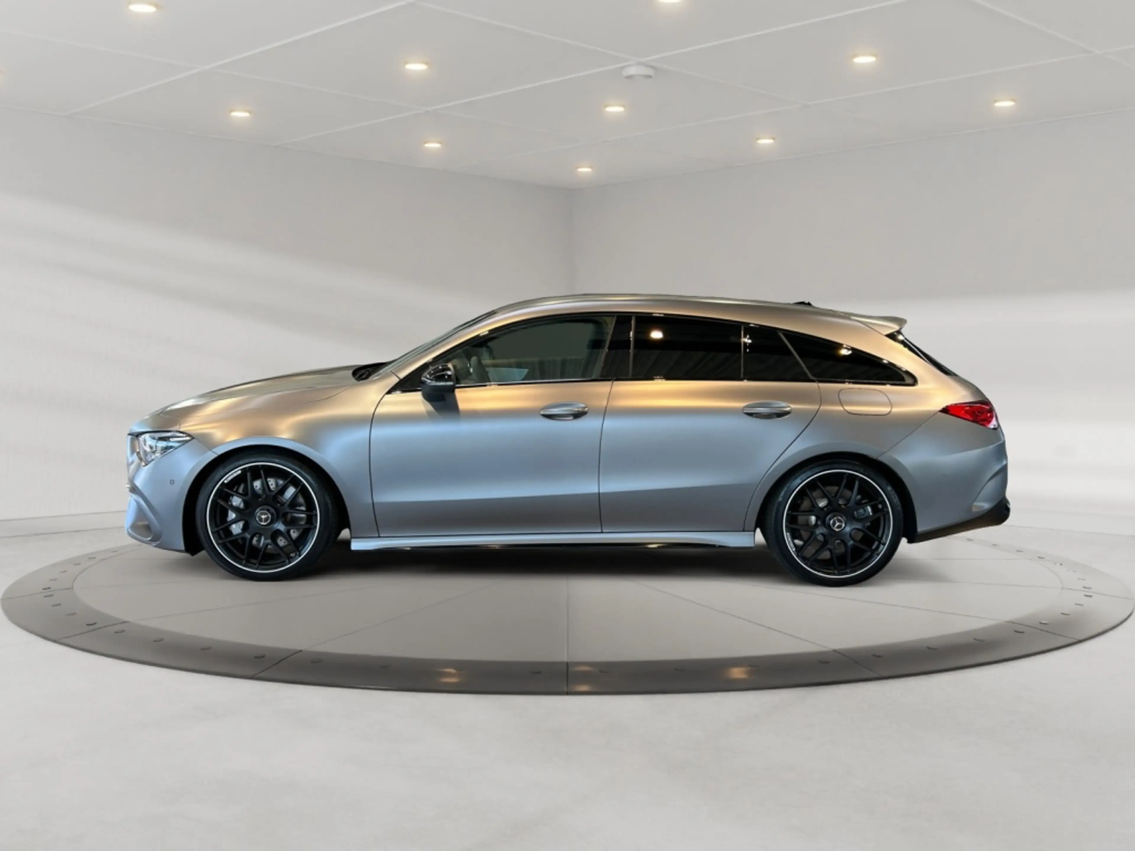 Mercedes-Benz CLA 45 AMG AMG CLA 45 4matic+ Shooting Brake AMG+MBUX+MBeam — photo 5