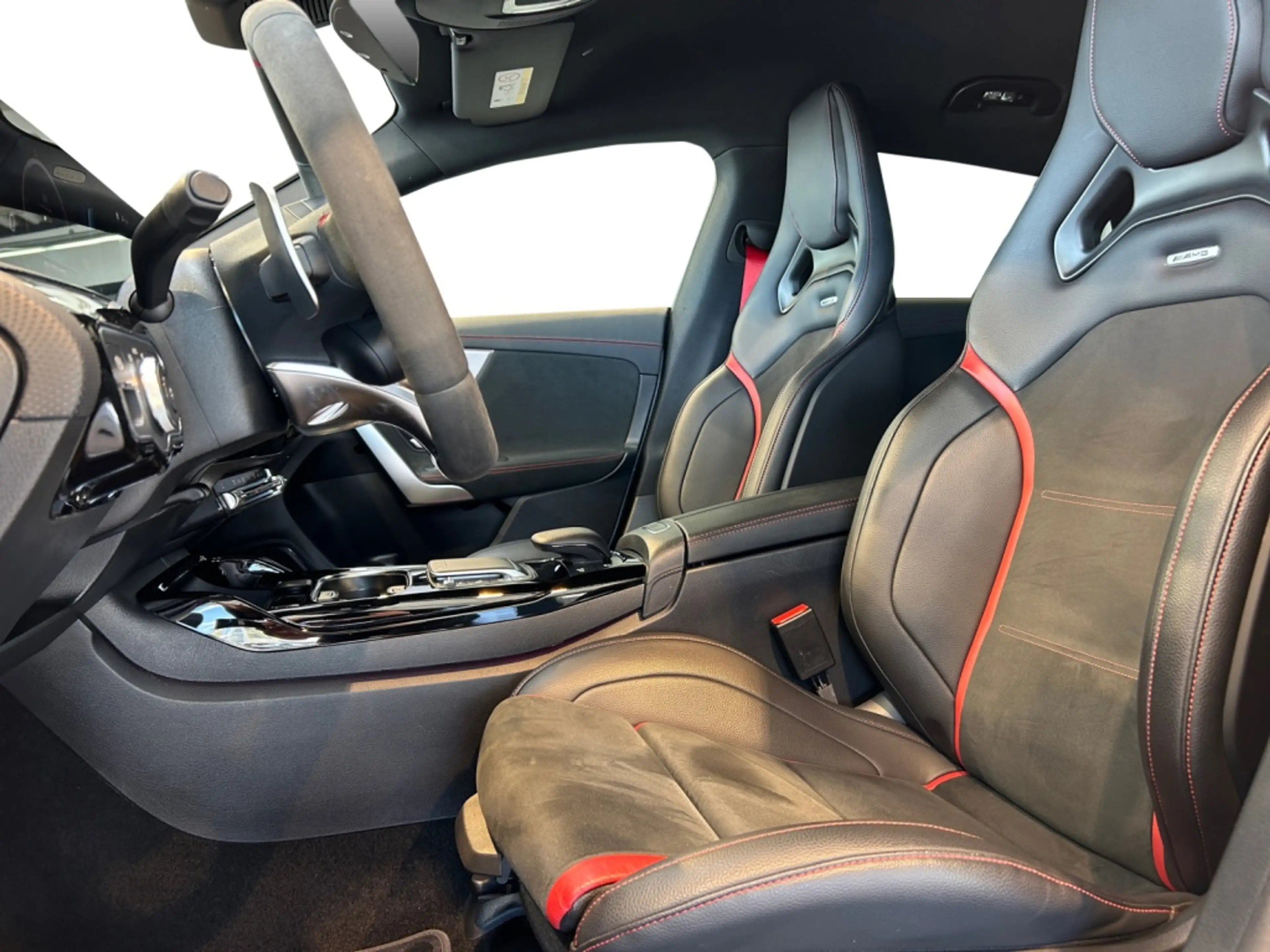Mercedes-Benz CLA 45 AMG AMG CLA 45 4matic+ Shooting Brake AMG+MBUX+MBeam — photo 9
