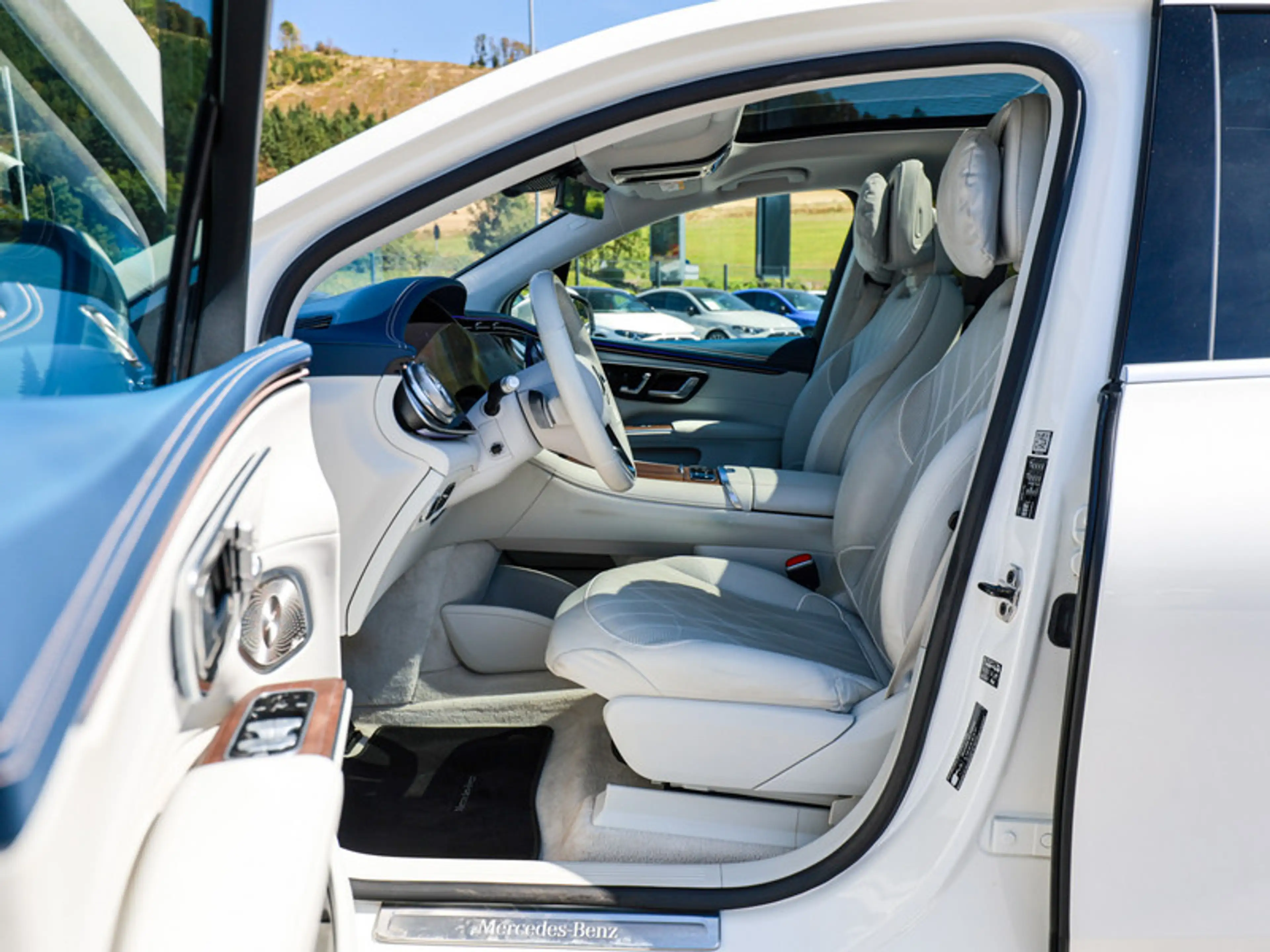 Mercedes-Benz EQS SUV ElectricArt/Hyper/Pano/Sitzklima/TV — photo 13