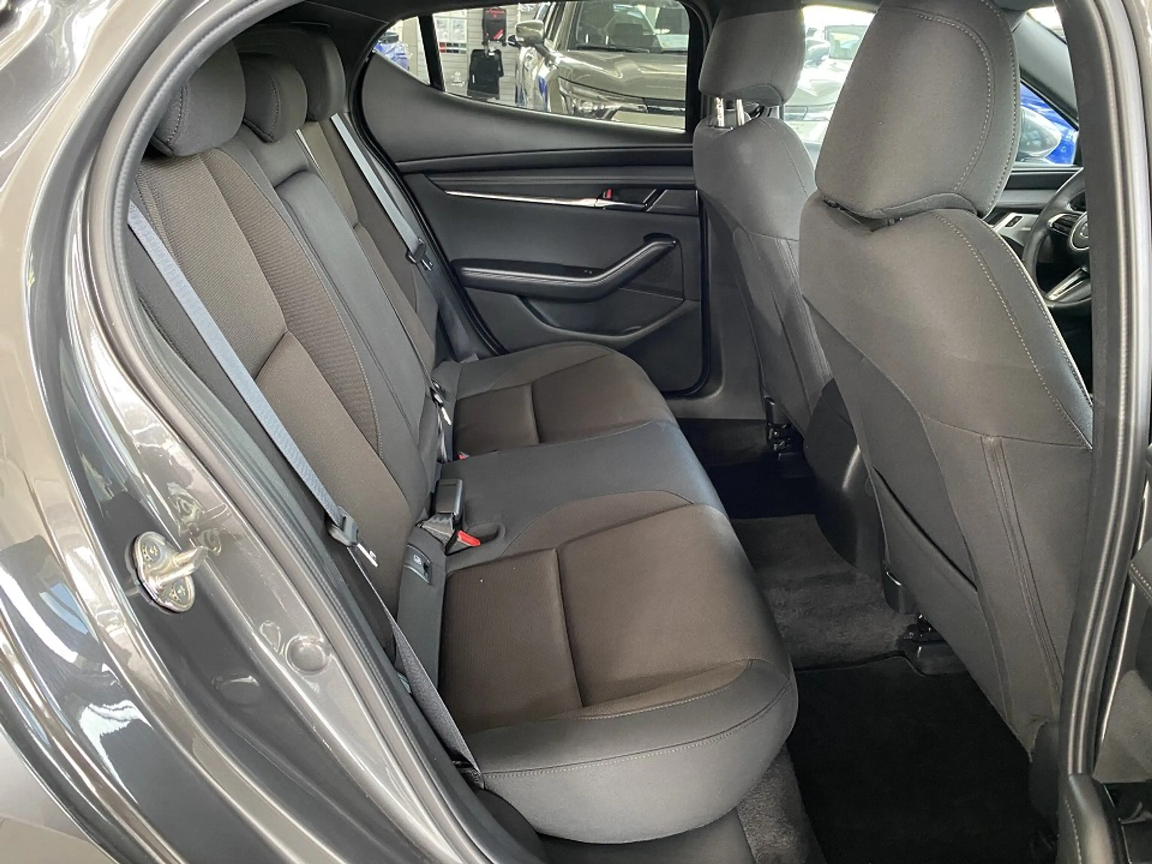 Mazda 3 2.5 Exclusive-Line Garantie 04.2031 Matrix, Bose, — photo 6
