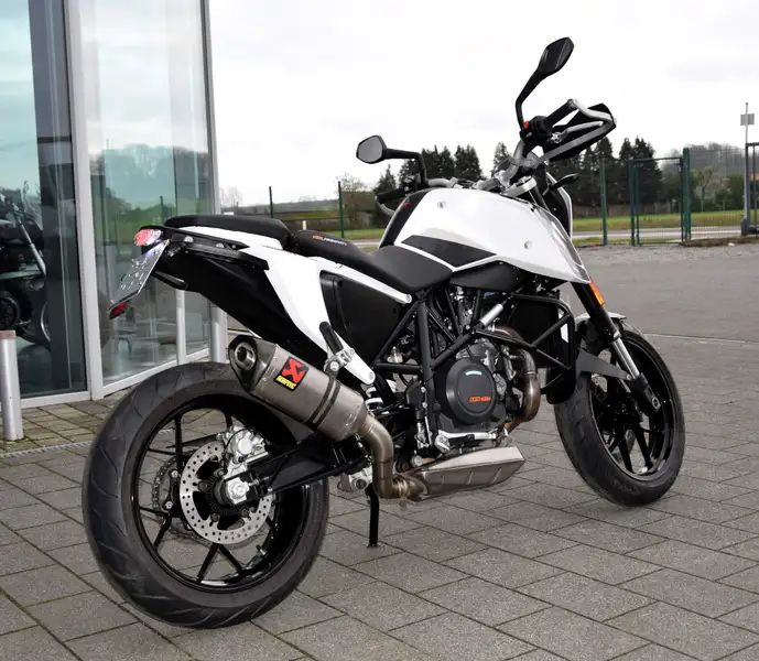 KTM 690 Duke - foto 5