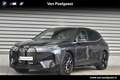 BMW iX xDrive50 High Executive / M Sport / Driving Assist Grijs - thumbnail 1