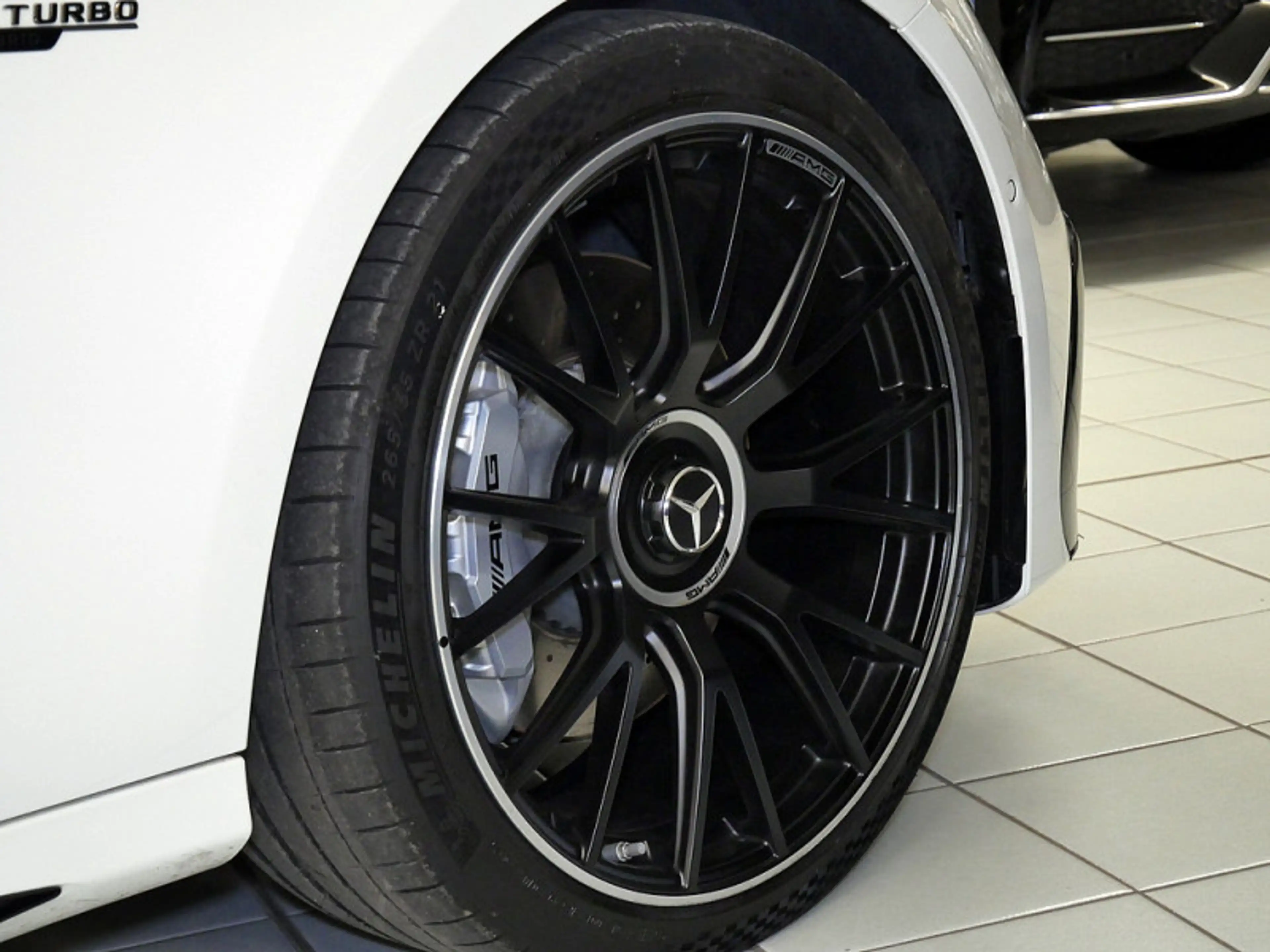 Mercedes-Benz E 53 AMG Hybrid 4M+ , AMG NIGHT MEMO 360 DISTR — photo 12