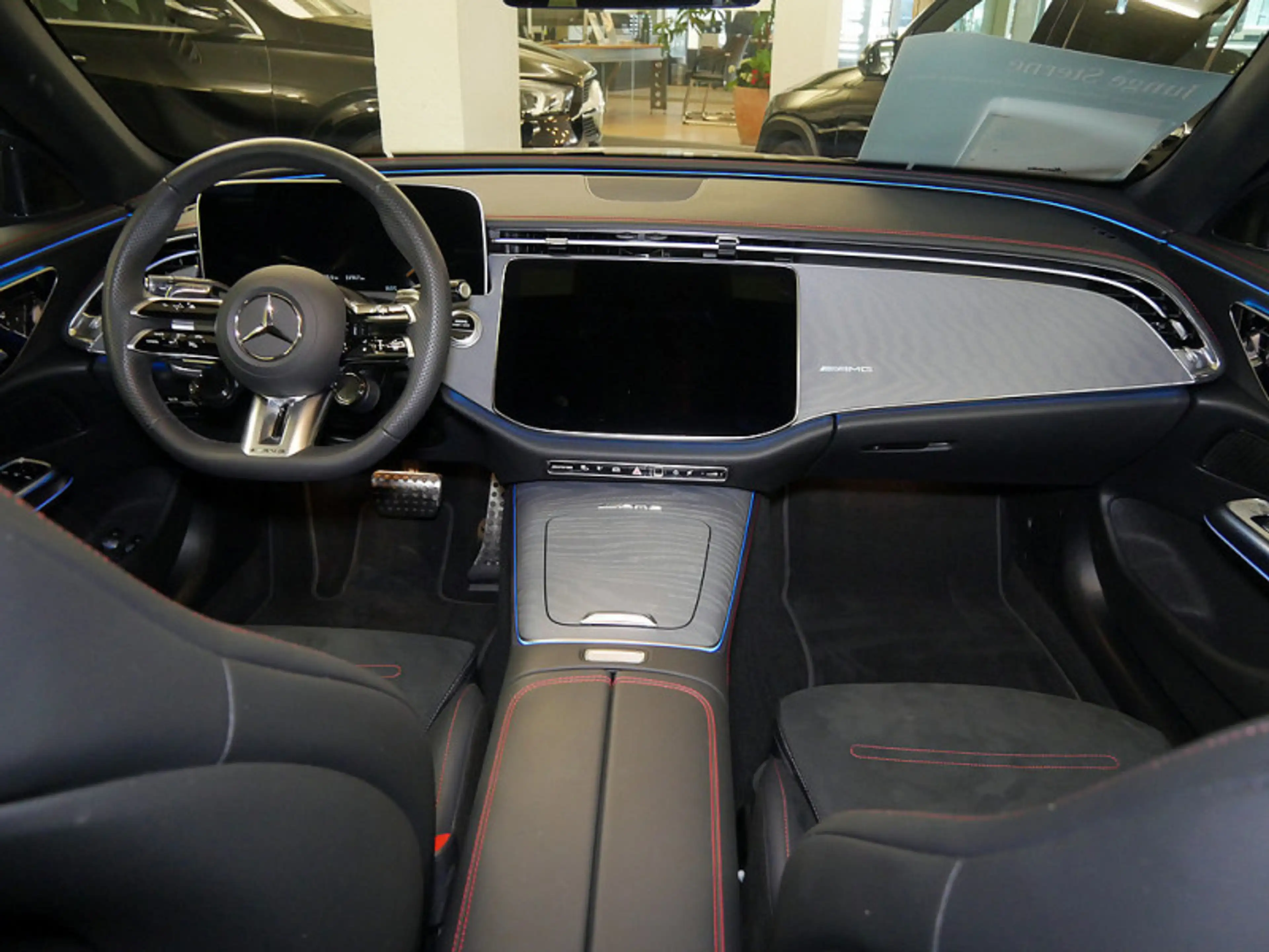 Mercedes-Benz E 53 AMG Hybrid 4M+ , AMG NIGHT MEMO 360 DISTR — photo 10