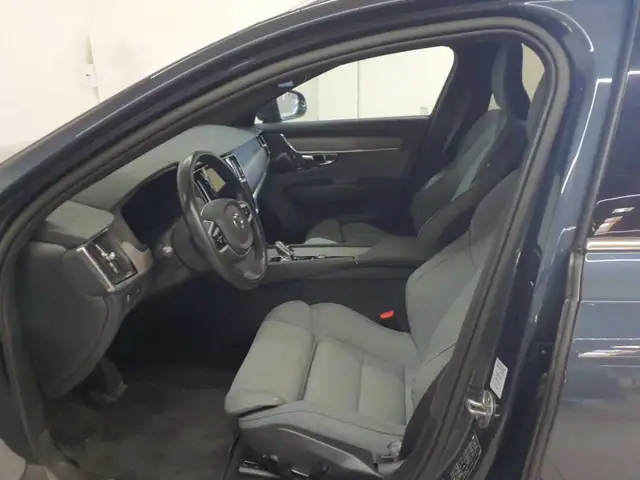 Volvo V90 view 7