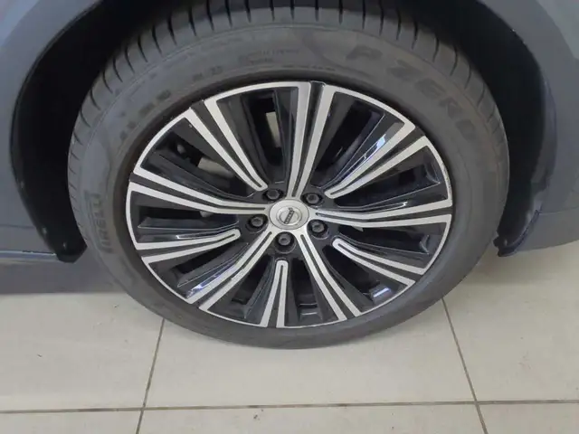 Volvo V90 view 17