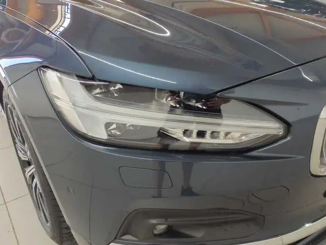 Volvo V90 view 18